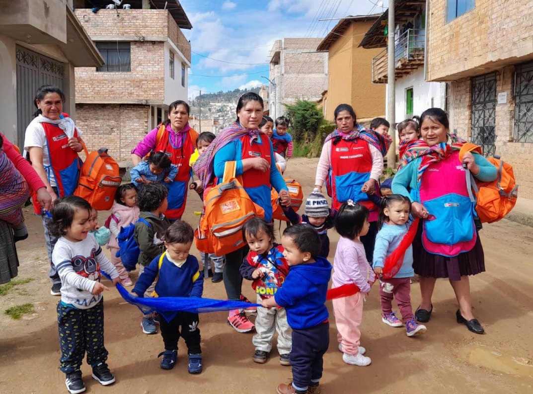 Niñas y niños usuarios de Cuna Más participaron con responsabilidad en el Simulacro Nacional Multipeligro 2023 (4)