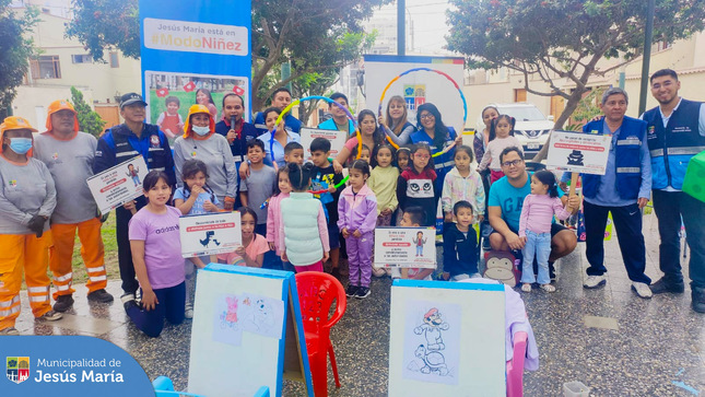Celebramos juntos el #DíaInternacionalDelJuego en una mañana llena de diversión 🎉 en el Parque Alberti. ✨ 
