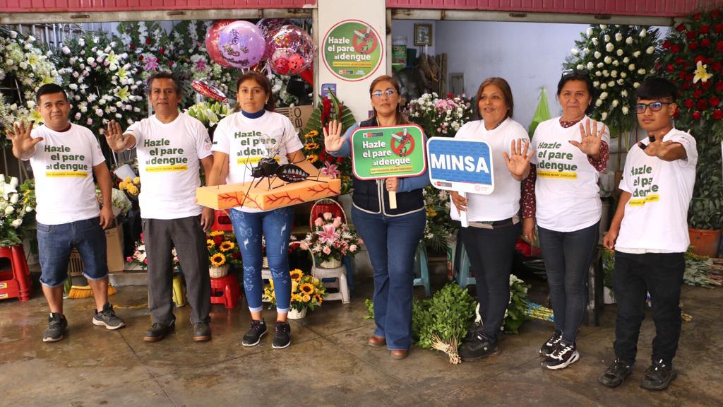 Minsa brinda recomendaciones a comerciantes de flores para frenar propagación del dengue
