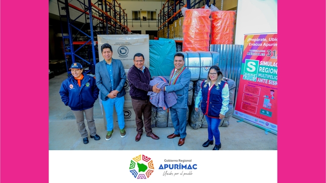 Gobernador regional entregó ayuda humanitaria a alcalde provincial de Andahuaylas para mitigar efectos de bajas temperaturas en zonas altoandinas