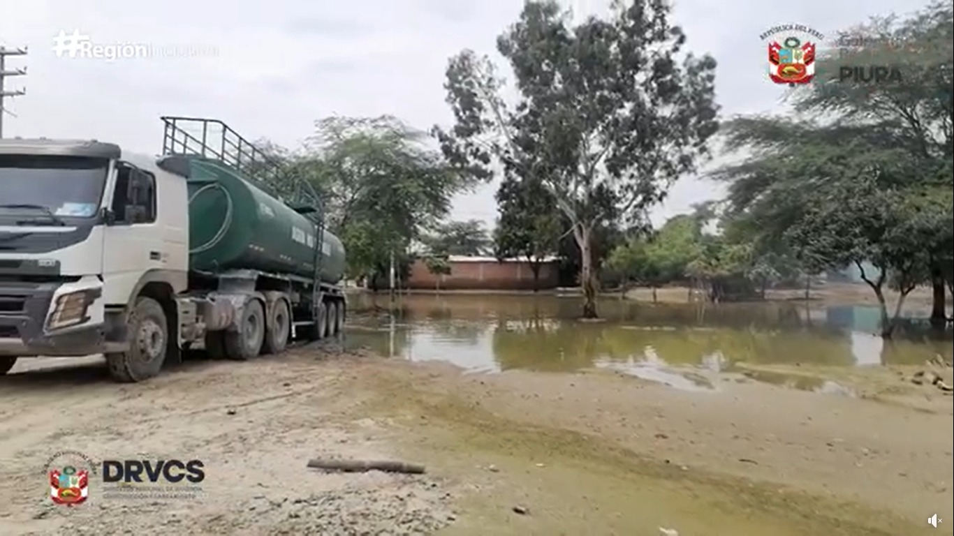 El Gobierno Regional Piura y la DRVCS movilizan maquinaria al AA.HH La Molina II
