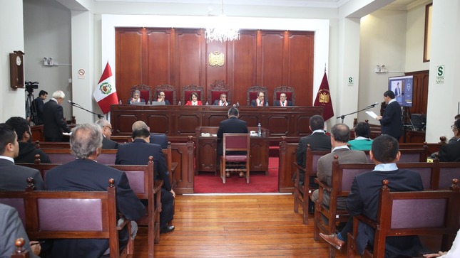 Pleno del Tribunal Constitucional sesionó en  audiencia pública y dejó al voto 18 causas