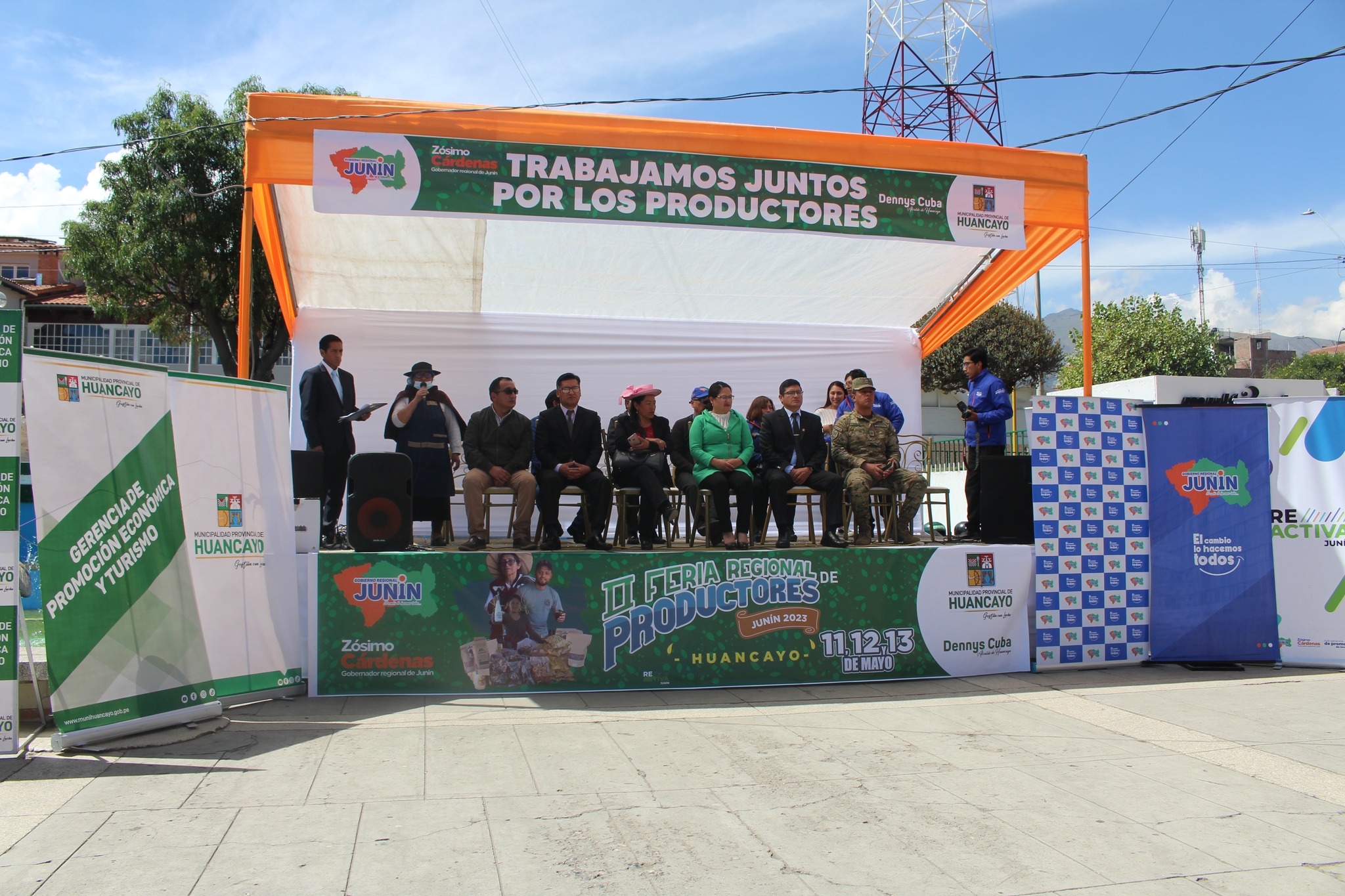 En conjunto con la Subgerencia de Promoción e Inversiones del Gobierno Regional de Junín se organiza esta feria que se llevará a cabo hasta el sábado 13 de mayo en horario de 8:00 a. m. a 8:00 p.m