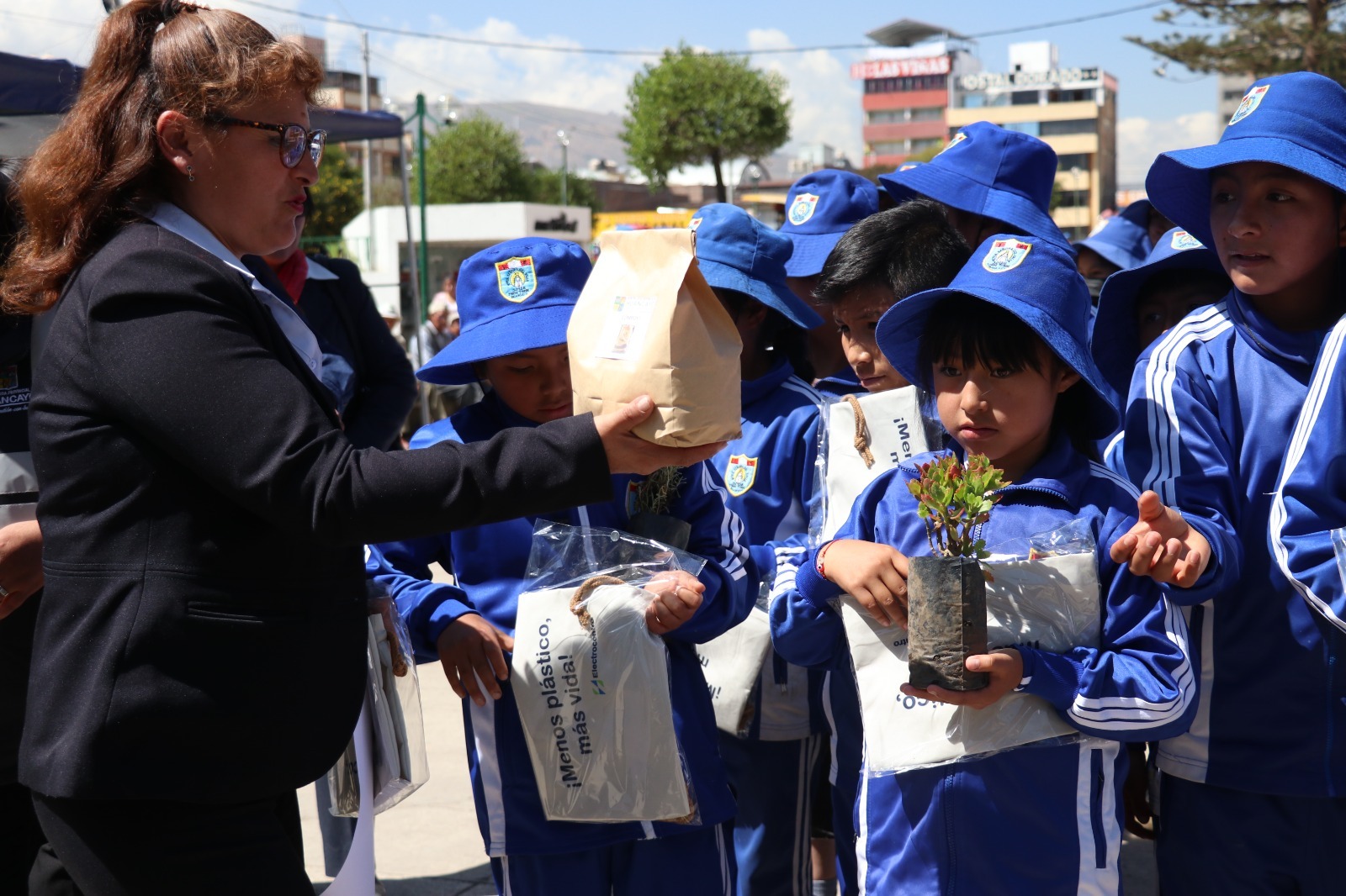 RECICLATÓN “RECICLA HUANCAYO” PROMUEVE LA EDUCACIÓN ECOLÓGICA