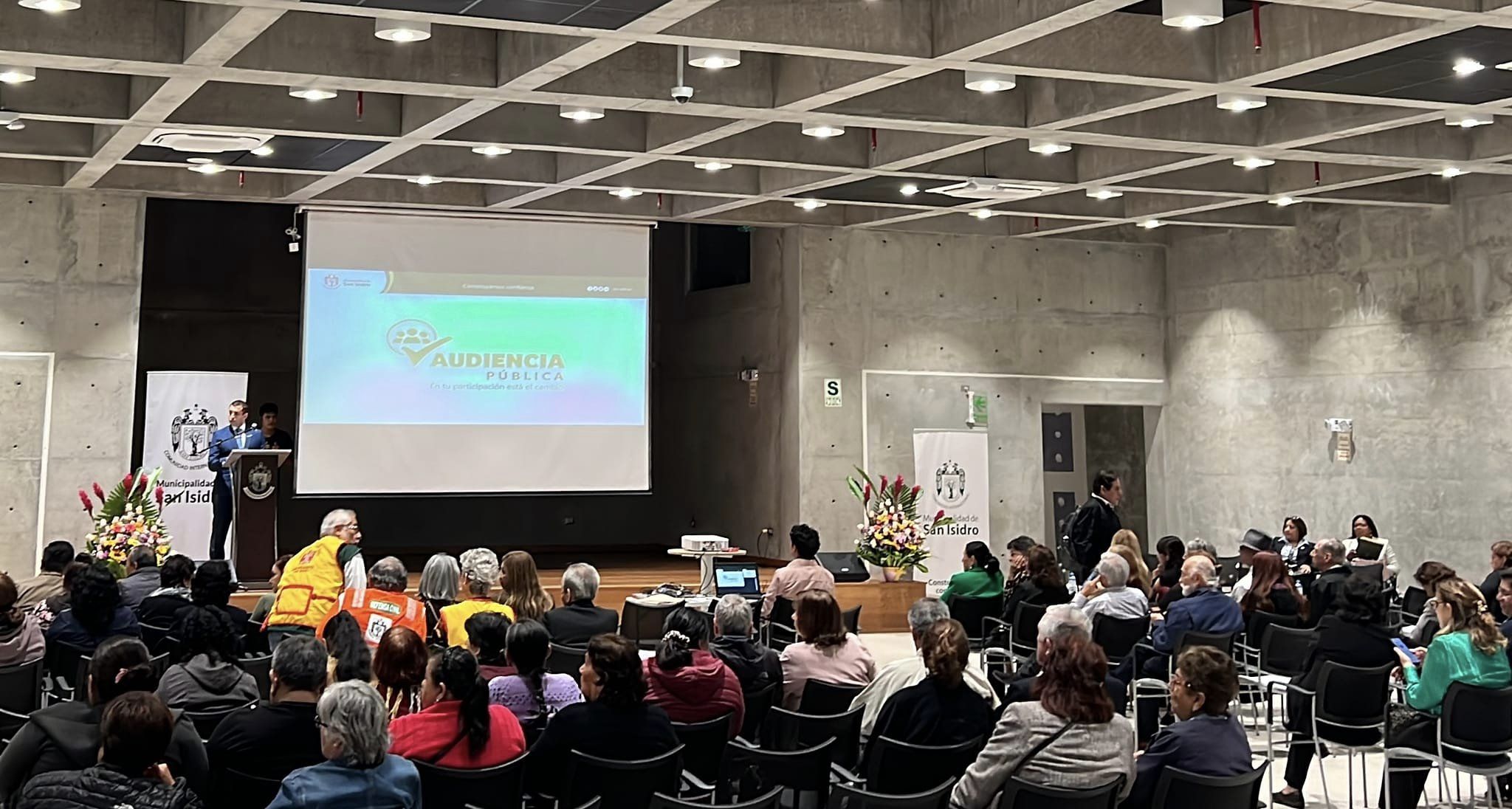 Alcaldesa Nancy Vizurraga encabezó audiencia de rendición de cuentas