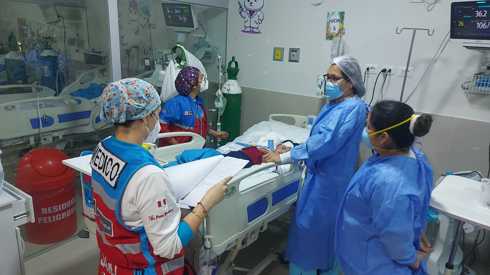Piura: Minsa traslada a cinco niños para recibir atención especializada en Lima