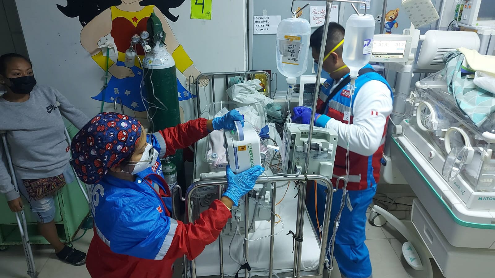 Piura: Minsa traslada a cinco niños para recibir atención especializada en Lima