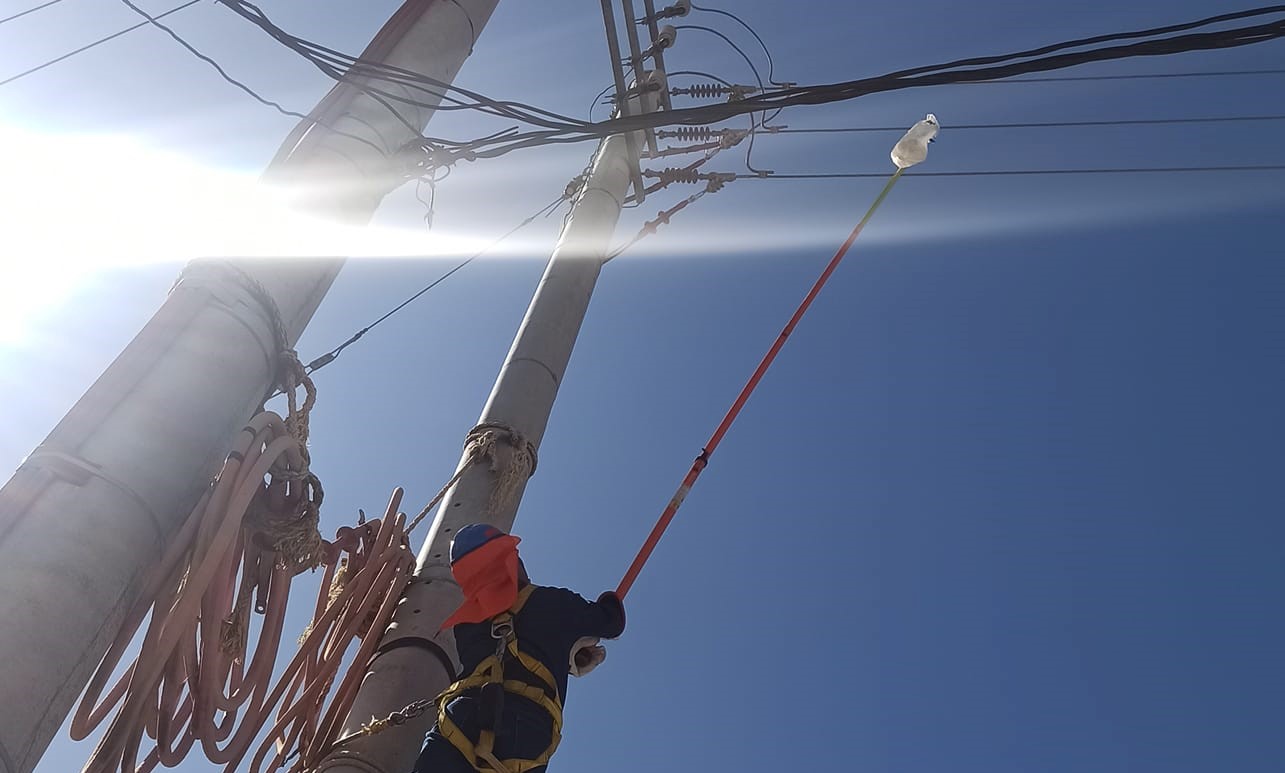 AYACUCHO: Globo de helio provoca corte de energía eléctrica en Huamanga