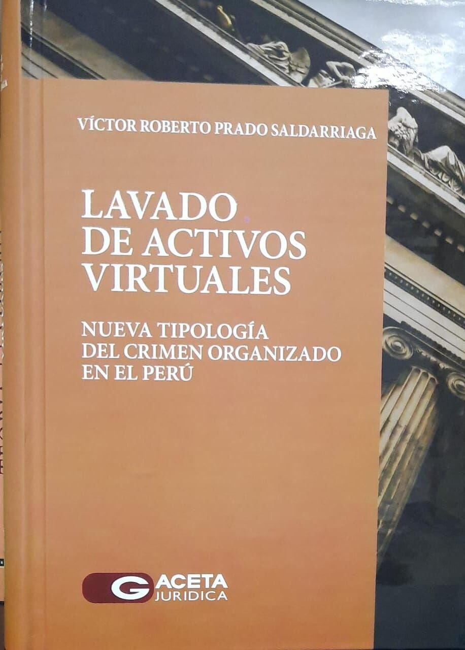 Libro del juez Víctor Prado Saldarriaga