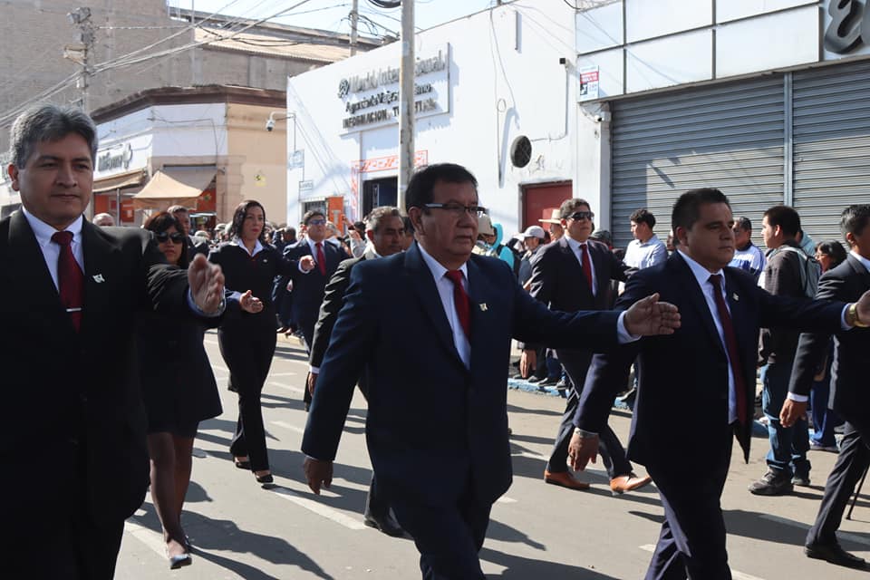Fervor patriótico en desfile institucional del GRT