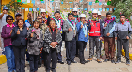 Con la venia del primer regidor Salvador Hancco Aguilar se inauguró el proyecto "Mejoramiento del Servicio de Transitabilidad Vehicular y Peatonal de los jirones Los Precursores y Solidaridad del Centro Poblado de Salcedo, Distrito de Puno, Provincia de Puno, Departamento de Puno".