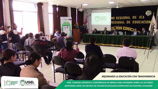 Conferencia de prensa, con la finalidad de informar sobre las acciones realizadas frente a la violencia escolar.