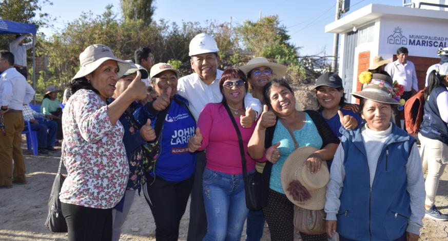 La liderada por el CPC. John Larry Coayla, realizó la colocación de la primera piedra del proyecto: “Creación de los servicios de agua potable y alcantarillado en sectores agrícolas del Centro Poblado de Chen Chen del distrito de Moquegua – provincia de Mariscal Nieto – departamento de Moquegua”. Estuvieron presentes los regidores Rudolf Gutiérrez, Rossmery Villegas, Santiago Mamani y Ángel Machaca, además la alcaldesa del Centro Poblado de Chen Chen, Jakelin Ninaraqui y representantes de la empresa Anglo American Quellaveco.