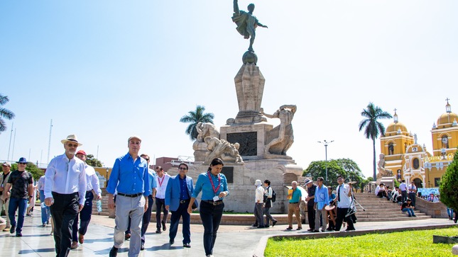 Embajadores de la Unión Europea destacan valores arquitectónicos, históricos y culturales de Trujillo