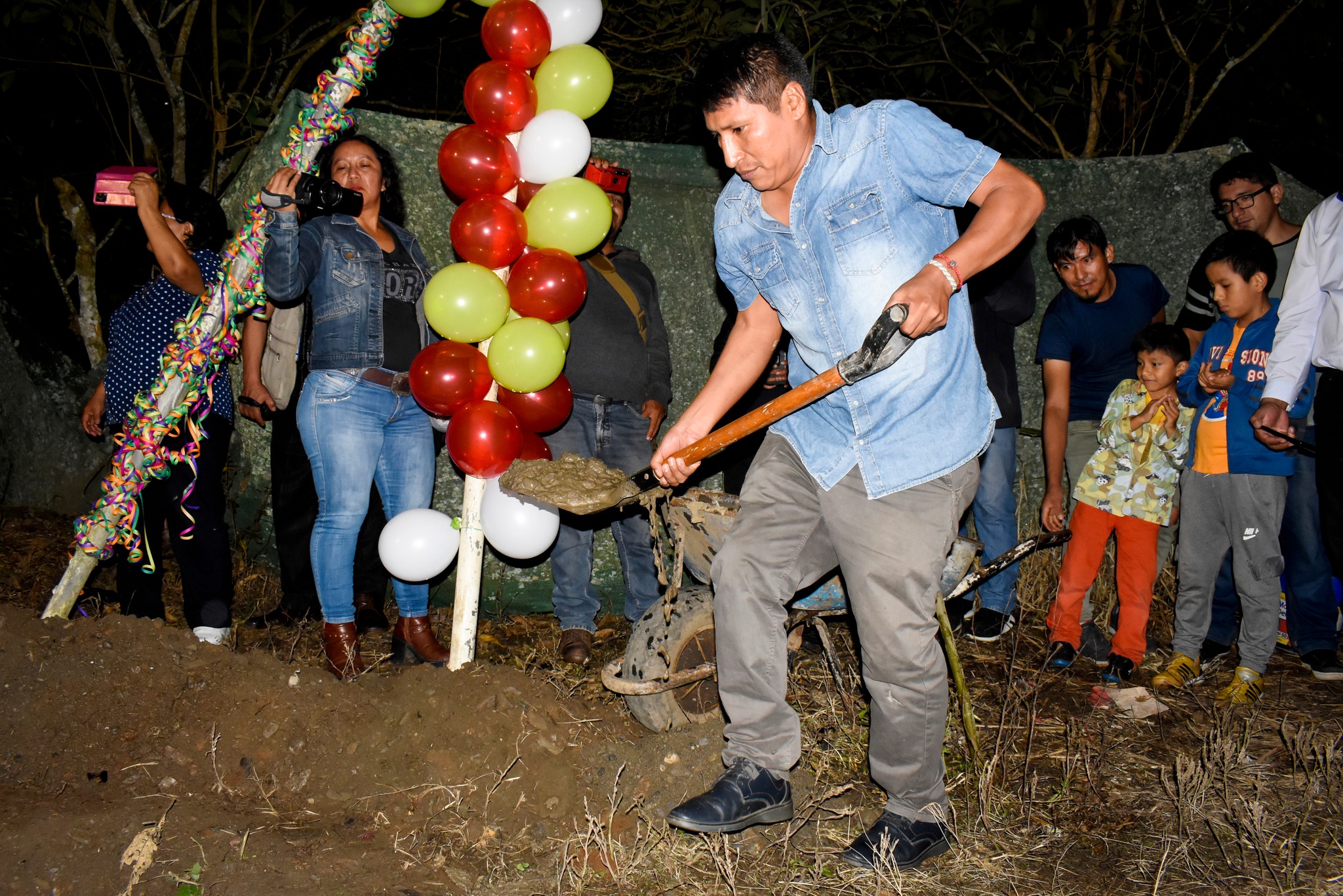Inicio del proyecto de mejoramiento y ampliación del servicio integral de saneamiento básico en Calderón Alta