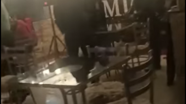 Archivo JPG clausuran resto bar