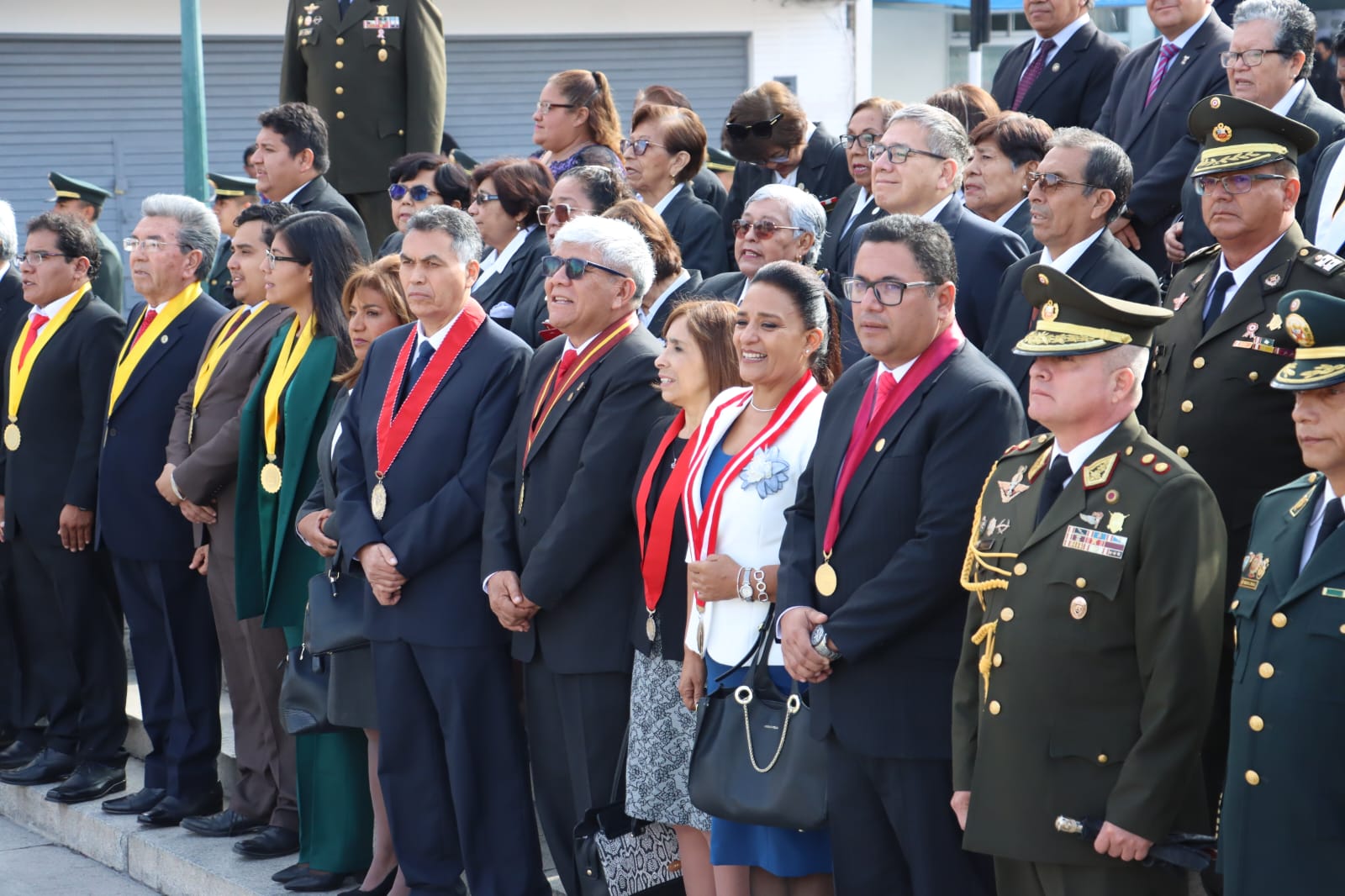 Tacna rinde homenaje a la bandera nacional