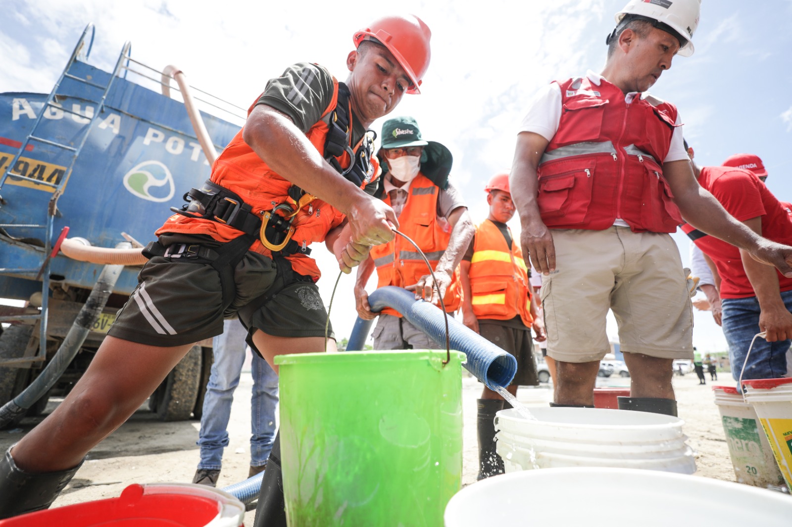  Ministerio de Vivienda transfiere más de S/ 163,000 a EPS Grau para dotar de agua a pobladores de Piura