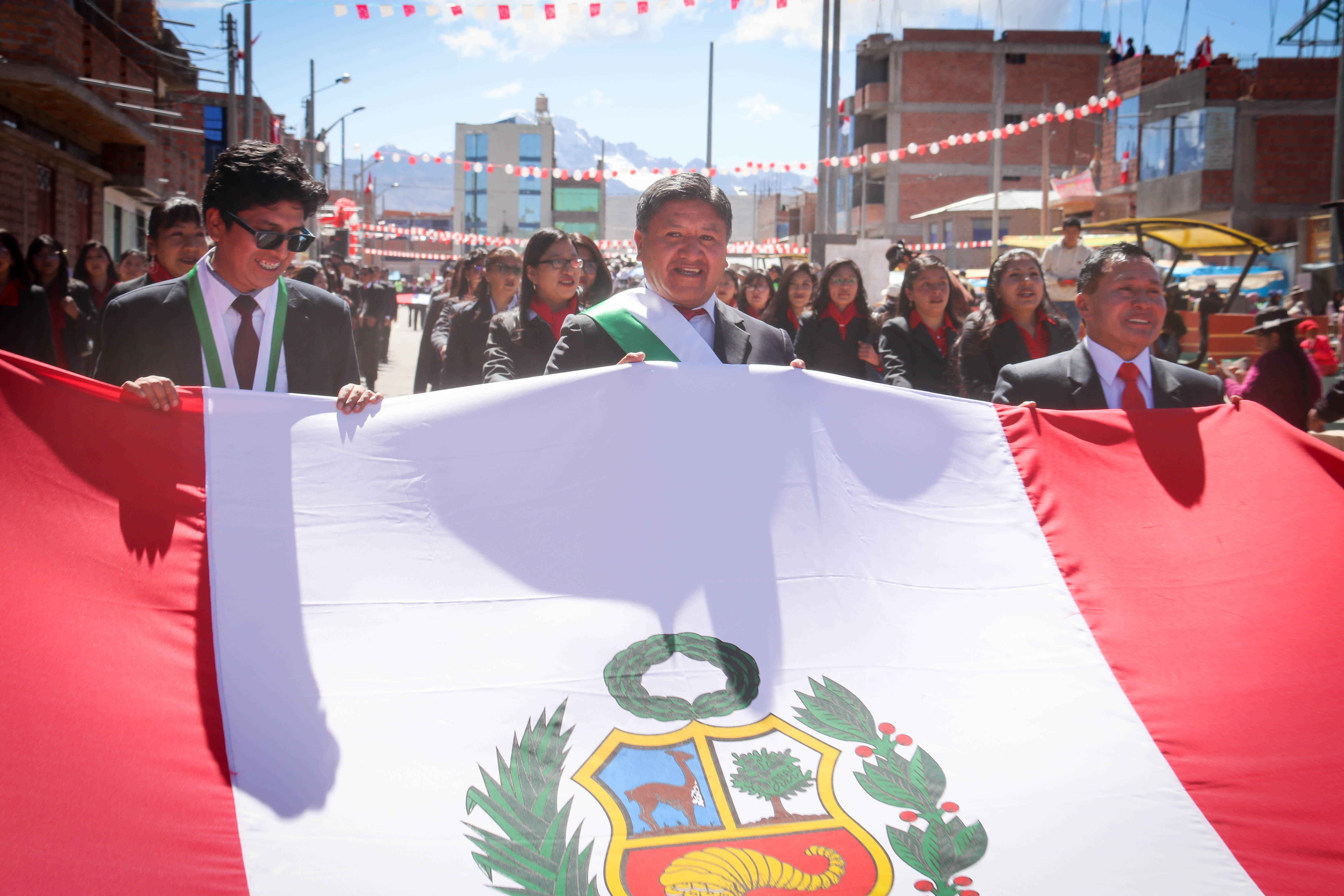Desfile por el día de la bandera