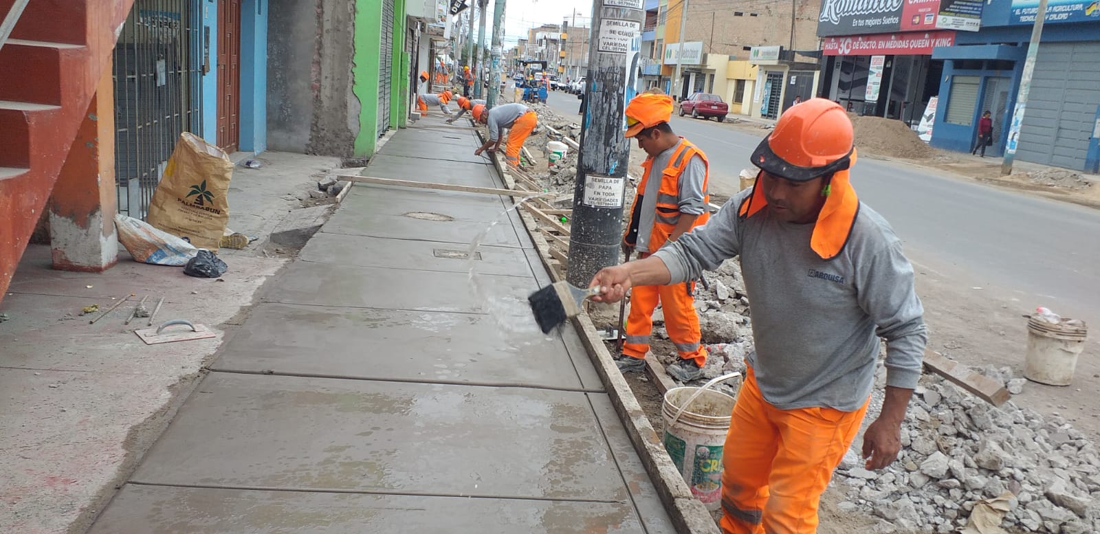 Municipalidad Provincial De Camaná Inició Con Obras De Mejoramiento En Ornato De La Ciudad Sector Av. Lima Primera Etapa