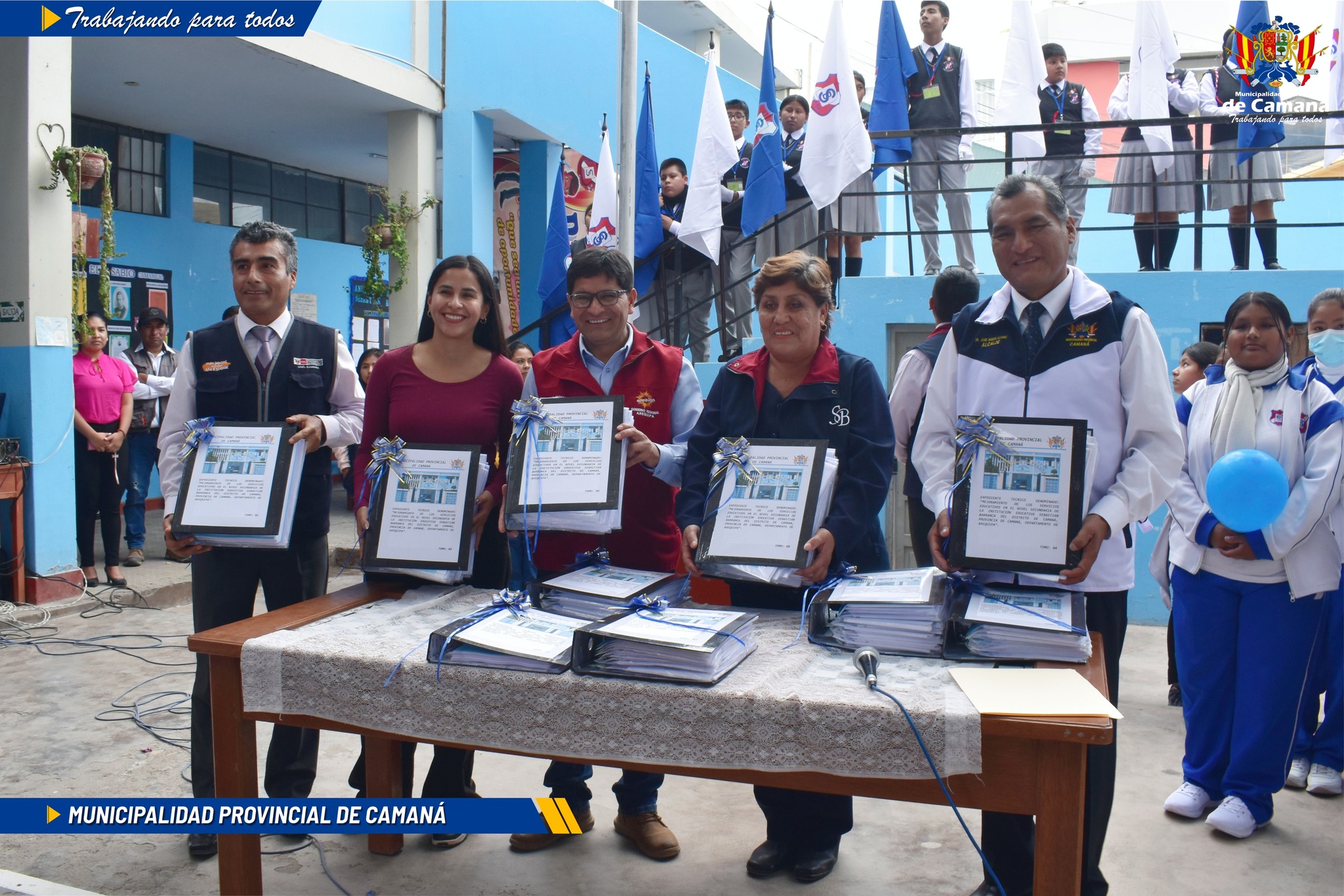 Visita de trabajo del Gobernador Regional a la Provincia de Camaná