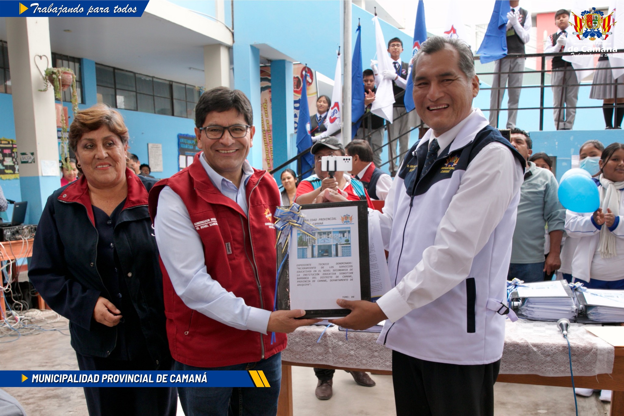 Visita de trabajo del Gobernador Regional a la Provincia de Camaná