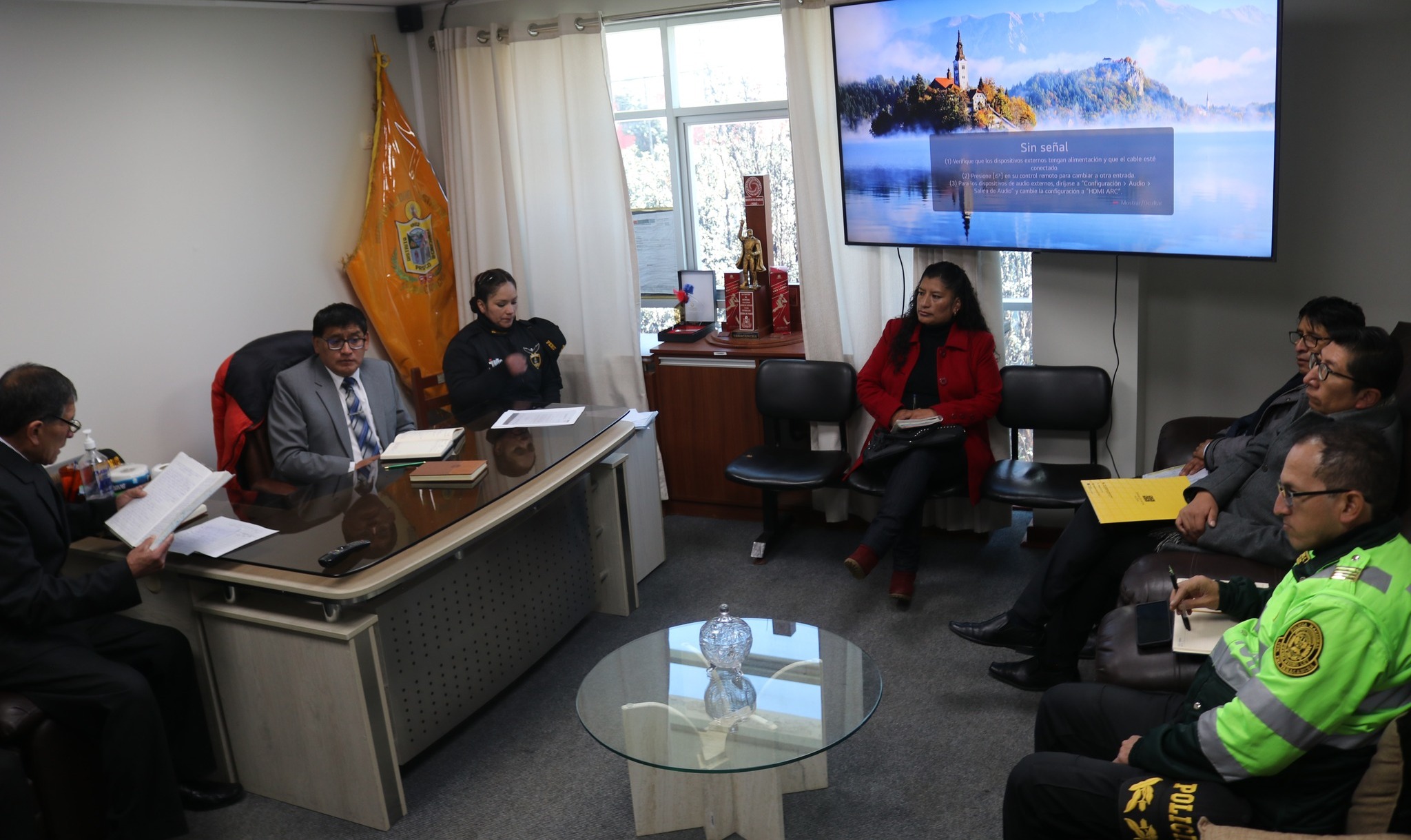 Archivo JPG en plena reunión