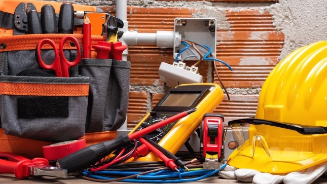 Evite comprar productos eléctricos falsificados y proteja su vivienda de incendios
