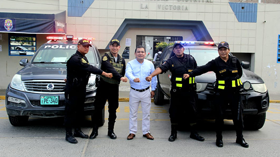 Entrega de camioneta