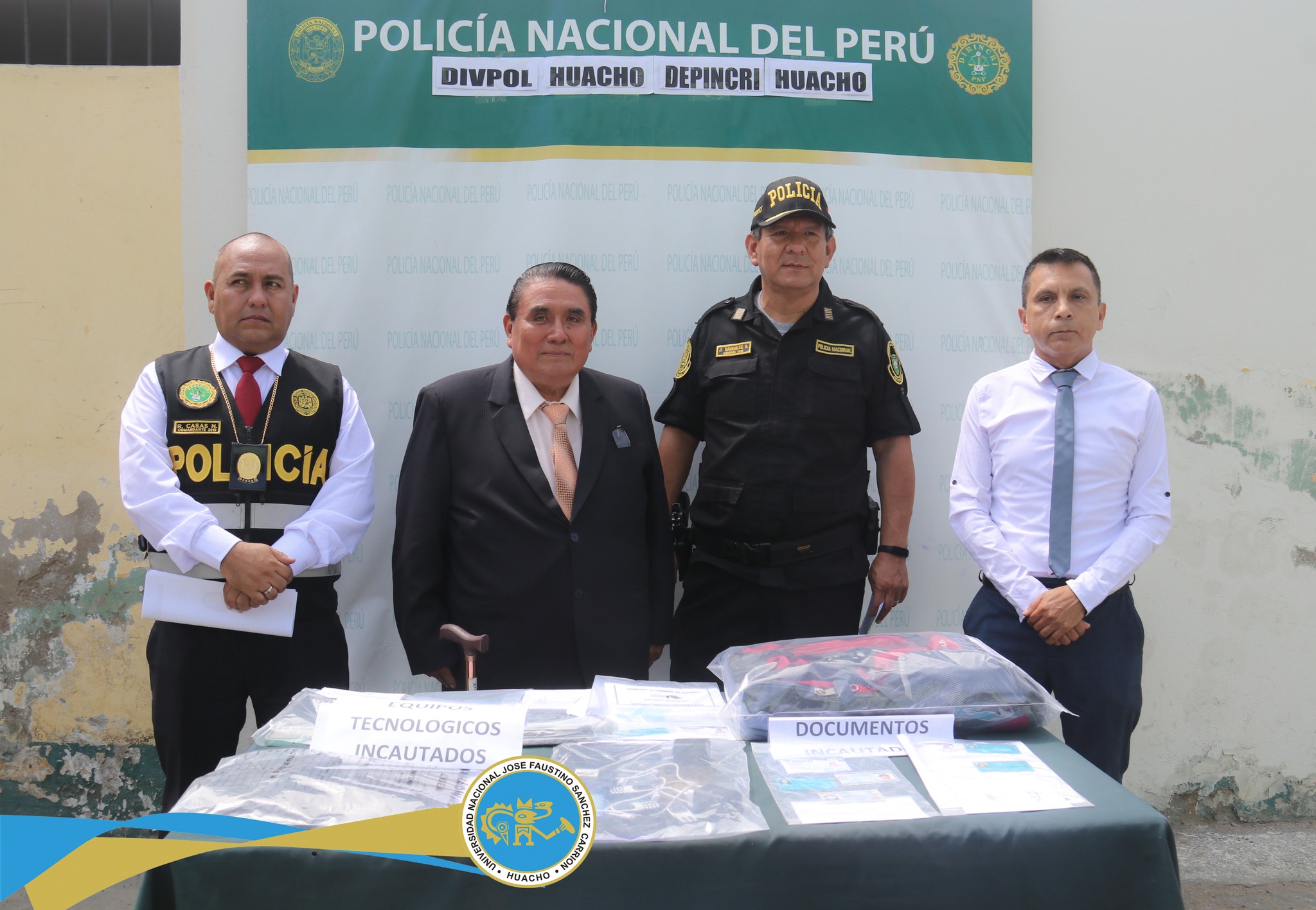 confrencia de prensa PNP