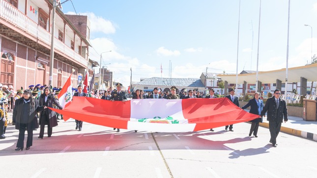 Celebración del Día Nacional de la Bandera en Junín: Homenaje a los héroes de la Batalla de Arica.
