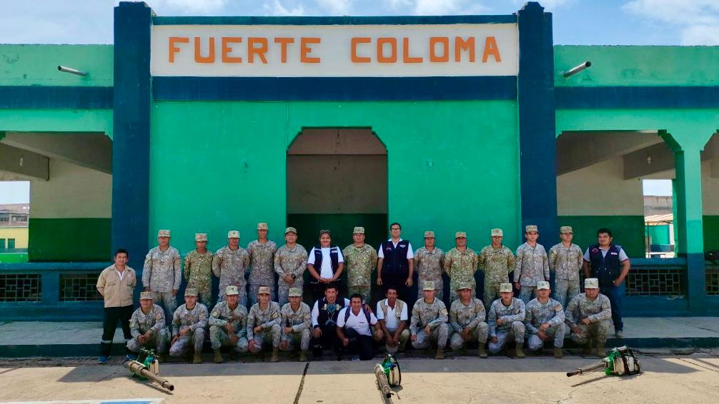 Tumbes capacitan a miembros del Ejército para apoyar fumigación contra el dengue-