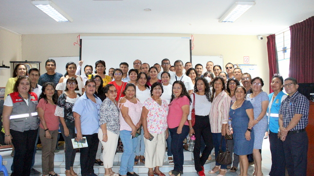 Directores y profesores participantes de la Asistencia Técnica.