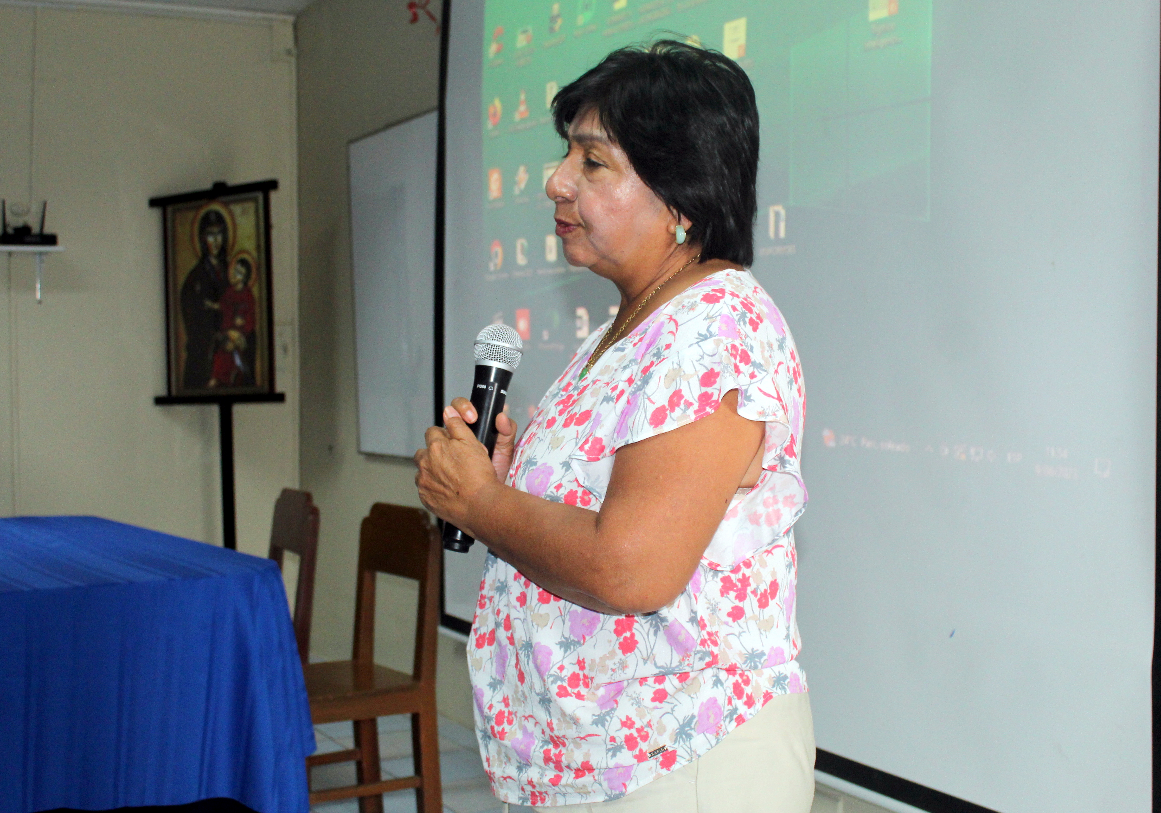 Directora de UGEL Sullana