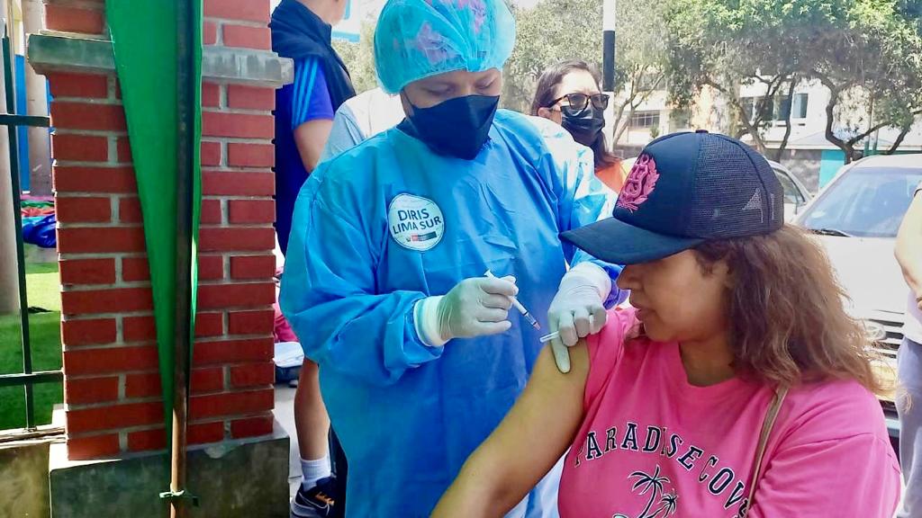 Diris Lima Sur y Municipalidad de Surco conoce nuestros puntos de vacunación por el mes de junio-