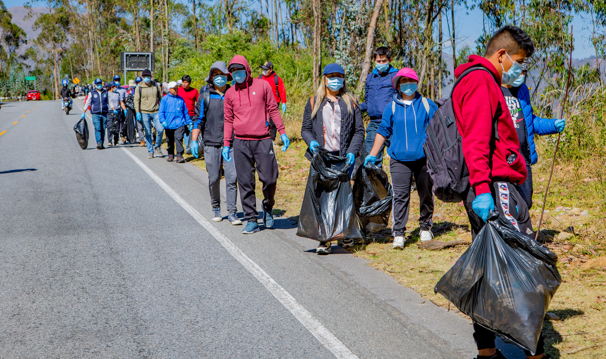 Con gran éxito se realizó jornada cívica de limpieza “Aire limpio para todos” impulsada por el gobierno regional de Apurímac