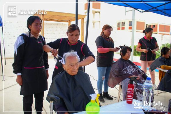 Por ello, queremos compartir con ustedes nuestra campaรฑa de belleza y corte de cabello para los miembros del CIAM y OMAPED de San Bartolo.