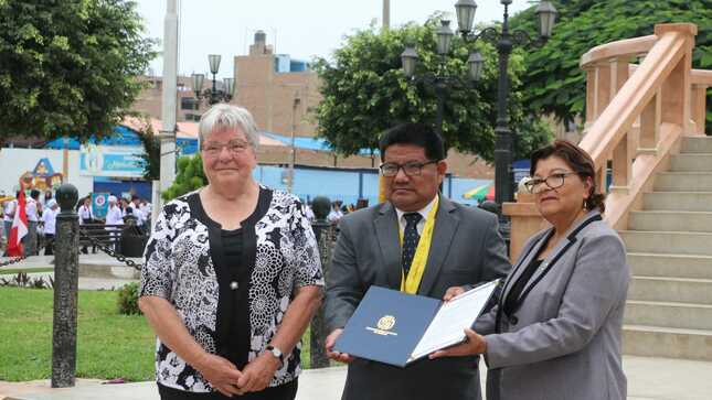 EN CEREMONIA PROTOCOLAR DE IZAMIENTO DEL PABELLÓN NACIONAL CONMEMORAN EL TRIGÉSIMO ANIVERSARIO DEL CEBA SAN FRANCISCO ASIS
