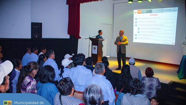 Con el objetivo de concientizar sobre la buena nutrición 🥗 y promoviendo hábitos de vida saludables 🍅🥑🍏, se realizó la charla “Guías Alimentarias para la Población Peruana” a los emolienteros formales de Jesús María.
