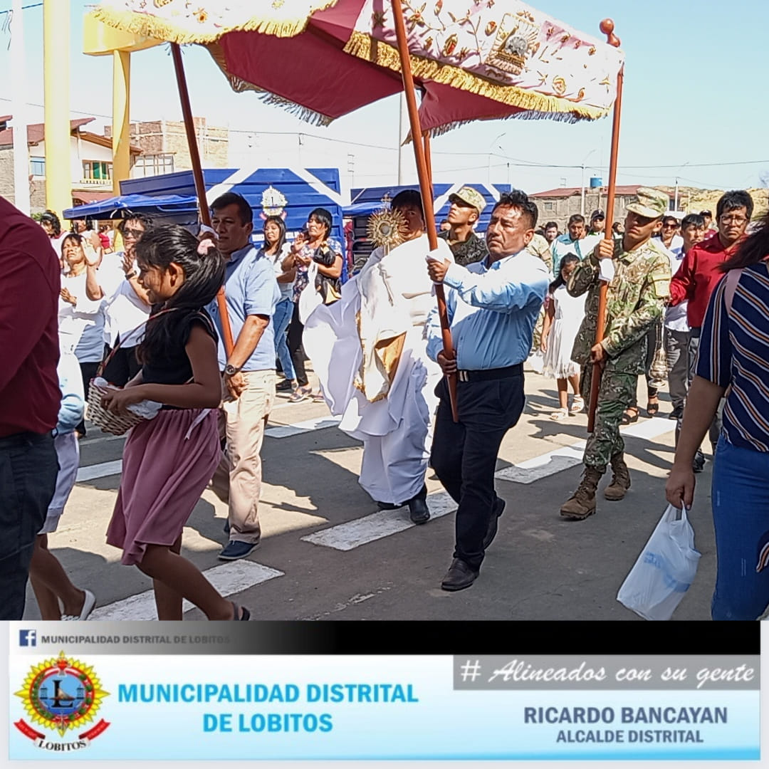 Archivo JPG de Alcalde junto a la comunidad católica participó de la misa y procesión del CORPUS CHRISTI.