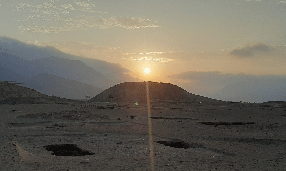 Ciudad Sagrada de Caral bajo las estrellas: campamento astronómico en el principal centro urbano de la civilización más antigua de América