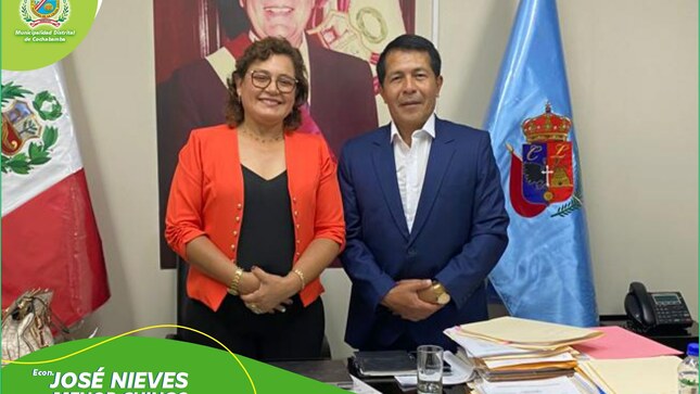 Archivo Fotográfico de la reunión del alcalde de Cochabamba, Econ. José Nieves Menor Chingo con la congresista de la República, Silvia Monteza Facho.