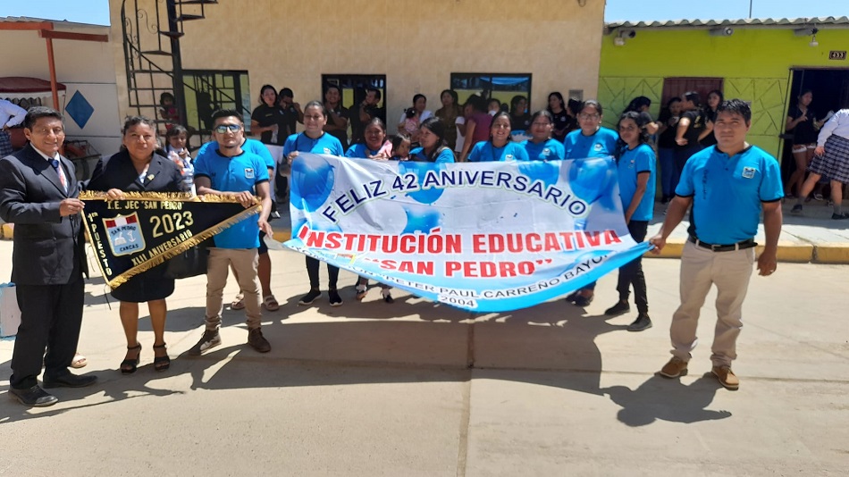 Ceremonia por el 42° aniversario de la I.E. Jec San Pedro de Cancas