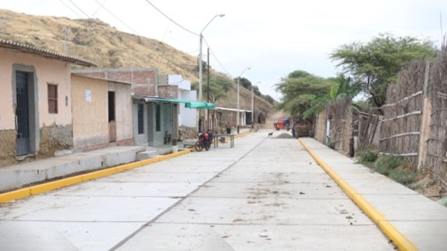 Obra de pistas y veredas de Pueblo Nuevo de Colán registra 94% de avance