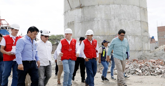 Ante el avance de la epidemia del dengue, el titular de la Contraloría General, Nelson Shack Yalta, anunció que el próximo mes de julio se realizará un megaoperativo de control a los establecimientos de salud del primer nivel de atención en la región. El objetivo de esta iniciativa es verificar in situ la capacidad de respuesta de estos centros de salud en cuanto a infraestructura,equipamiento, medicamentos y personal para brindar un servicio óptimo y oportuno a los usuarios.