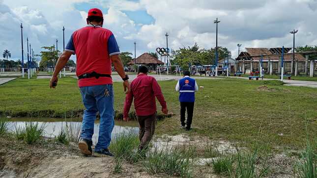  Tendremos pista de Motocross
El gerente de transportes y Comunicaciones Arq. Daniel Dervitson Suárez Alarcón llegó hasta las instalaciones de la Villa Olímpica donde supervisó el avance de la pista de motocross, la cual será uno de los atractivos para el primer Festival Ecológico Internacional “Del Juane y su Chicha”
Cabe precisar que también se viene realizando las coordinaciones respectivas para el recorrido de las personas que lleguen de otras ciudades para el paseo en “ruta turística”
Esta actividad se realizará en el marco de la fiesta patronal de San Juan donde se tendrá días de fiesta color y buena gastronomía. 