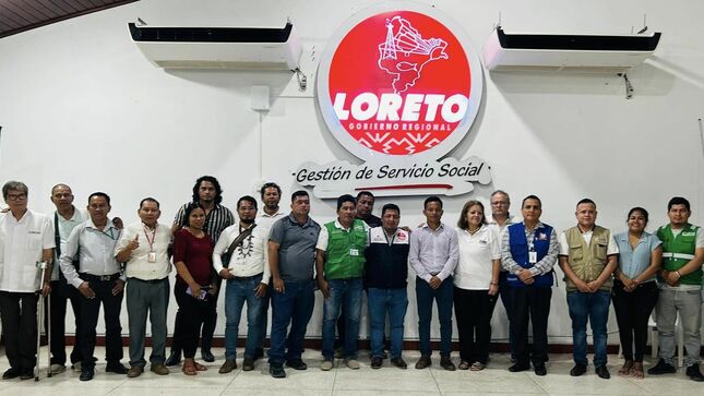 FIRMANDO ACUERDOS PARA SOLUCIONAR EL CONFLICTO EN EL PUINAHUA:
Con la Presencia de la Presidenta de PERU PETRO Isabel Tafur, Presidente de AIDECOBAP James PEREZ Pacaya, Carlos Eizaguirre Sub Secretario de Diálogo PCM, Abel Chiroque Defensor del Pueblo, Juan Moncada Director de Interculturalidad, Oscar Frías Especialista MINEM, Giordano Mendoza Alcalde del PUINAHUA.
Gestión de Diálogo y Servicio social!!!