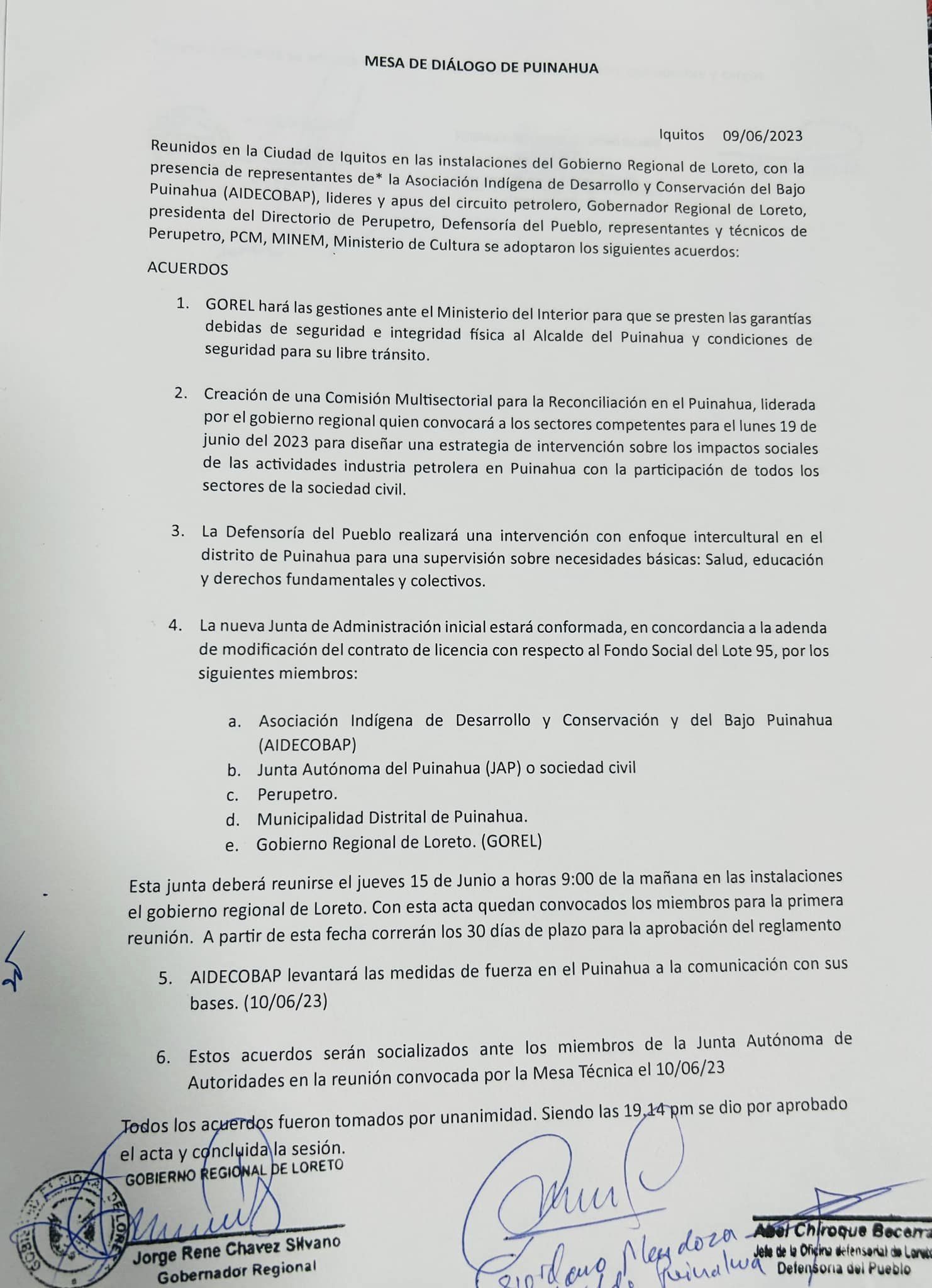 FIRMANDO ACUERDOS PARA SOLUCIONAR EL CONFLICTO EN EL PUINAHUA:
Con la Presencia de la Presidenta de PERU PETRO Isabel Tafur, Presidente de AIDECOBAP James PEREZ Pacaya, Carlos Eizaguirre Sub Secretario de Diálogo PCM, Abel Chiroque Defensor del Pueblo, Juan Moncada Director de Interculturalidad, Oscar Frías Especialista MINEM, Giordano Mendoza Alcalde del PUINAHUA.
Gestión de Diálogo y Servicio social!!!