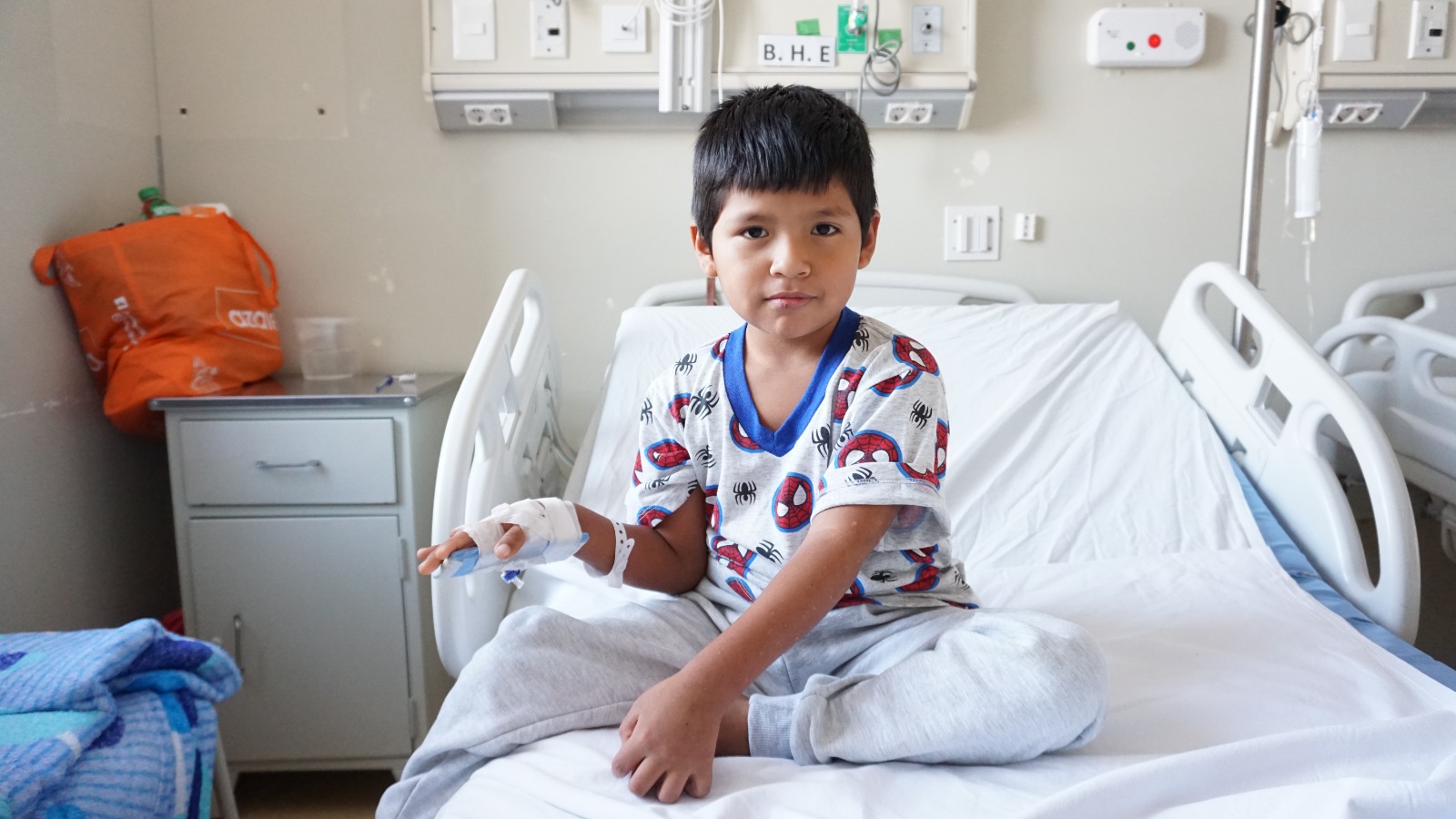Niño piurano vence al dengue en el Hospital de Emergencias Villa El Salvador