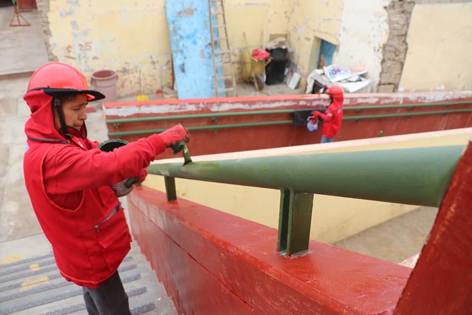 ACTIVIDADES DEL PROGRAMA “LURAWI PERÚ” VIENEN EJECUTÁNDOSE EN LAS INSTALACIONES DE LA I.E VICTOR RAÚL HAYA DE LA TORRE DE VILCAHUAURA